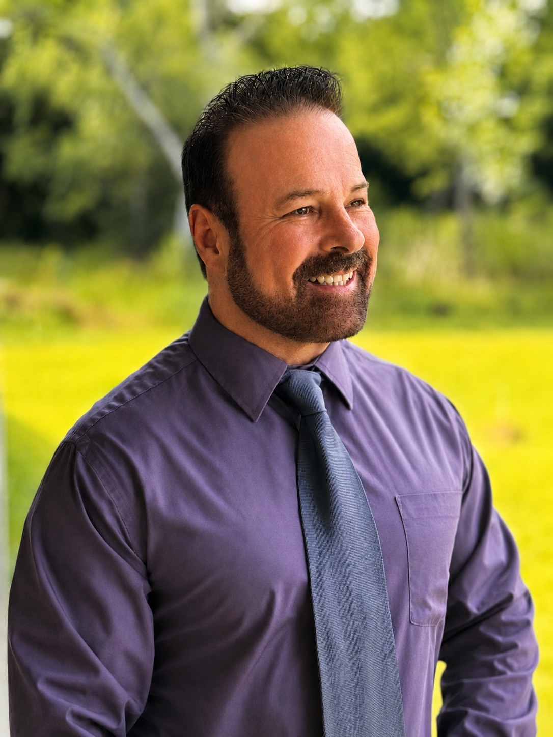 Meet Dr. Robert DeVoll dr. d pic final (edited)